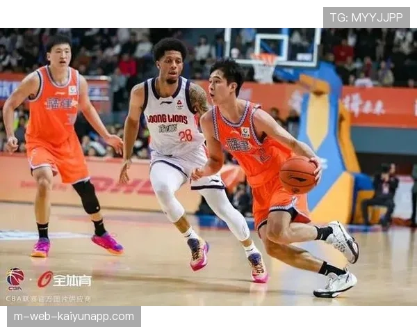 福建队角色球员曾凌铉关键三分决定走势 体现功能适配趋势